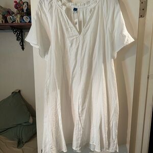 Old Navy White Tunic Top